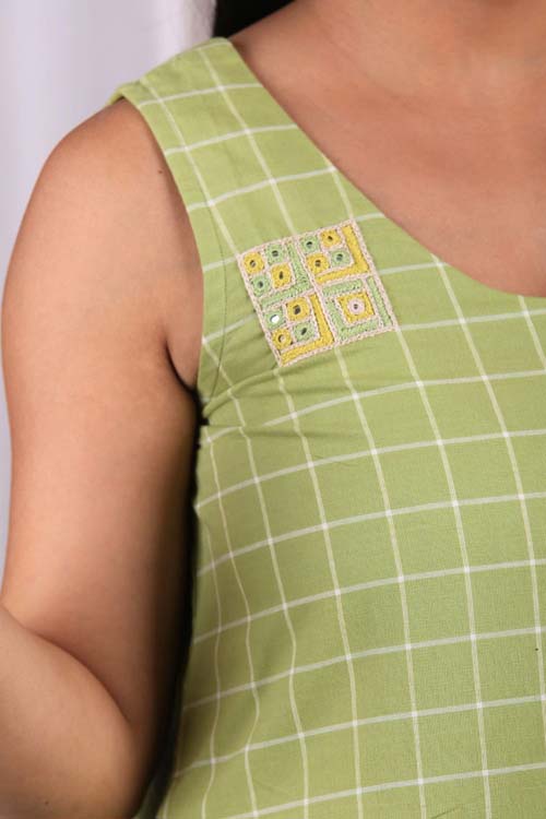 Urmul Desert Crafts "PLAM" Asymmetric Checks Dress - Image 2