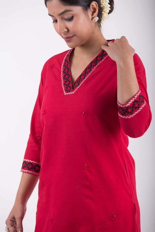 Urmul Desert Crafts-  "Savariya'' V- Neckline Kurta - Image 2