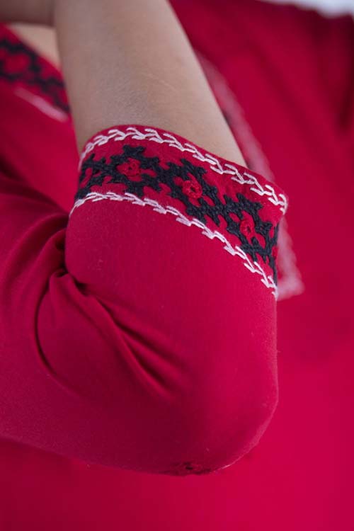 Urmul Desert Crafts-  "Savariya'' V- Neckline Kurta - Image 3