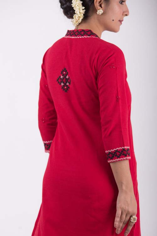 Urmul Desert Crafts-  "Savariya'' V- Neckline Kurta - Image 6