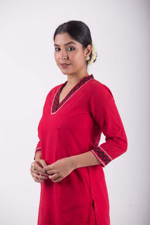 Urmul Desert Crafts-  "Savariya'' V- Neckline Kurta - Image 7