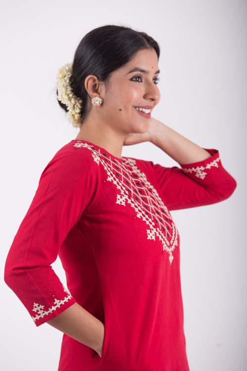 Urmul Desert Crafts- "Sindhur" Sindhi Kurta - Image 4