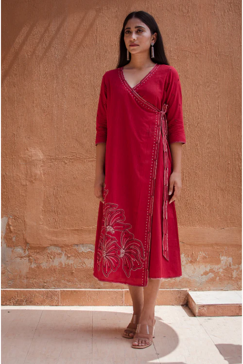 Urmul 'Hoor' Laal Ishq Cotton Kurti.(2pc kurta and pant set ) - Image 5
