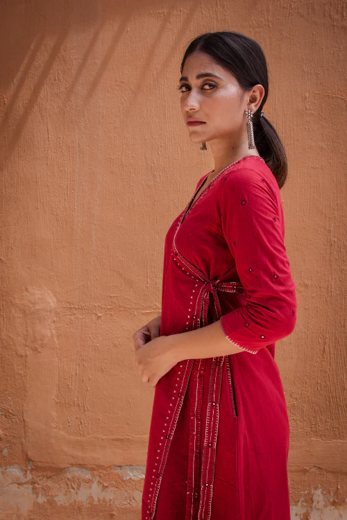 Urmul 'Hoor' Laal Ishq Cotton Kurti.(2pc kurta and pant set ) - Image 9