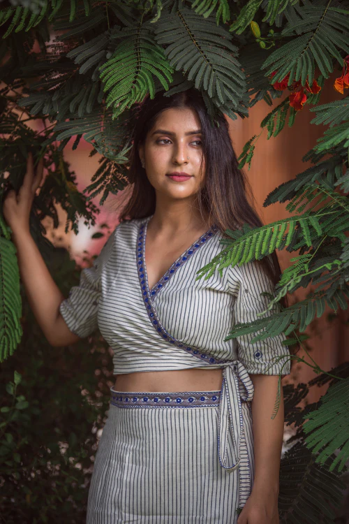 Urmul 'Neshama' Handloom Embroidered Skirt and top set (2pc skirt and top) - Image 7