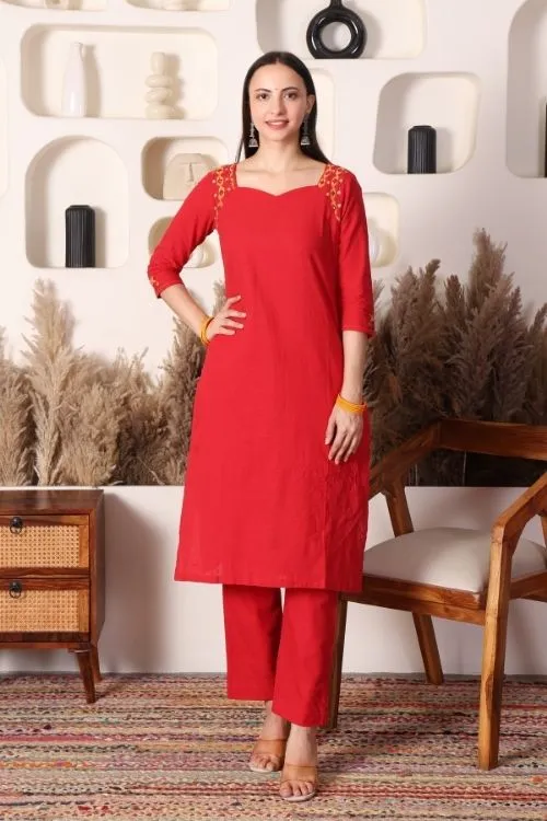 Urmul Soof Embroidery RANGU Red Kurta - Pant Set - Image 5