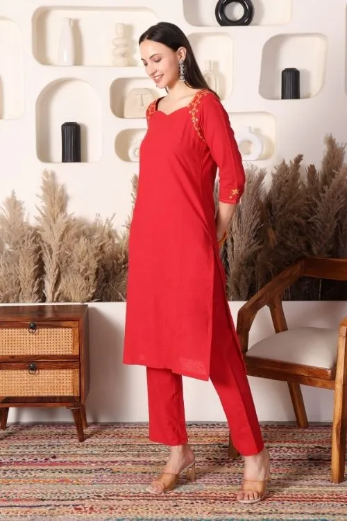 Urmul Soof Embroidery RANGU Red Kurta - Pant Set - Image 7