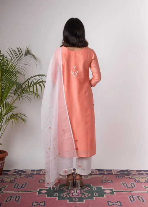 Urmul 'Tulip'Hand Embroidered Salmon chanderi kurta . 2pc set (kurta and dupatta) - Image 3