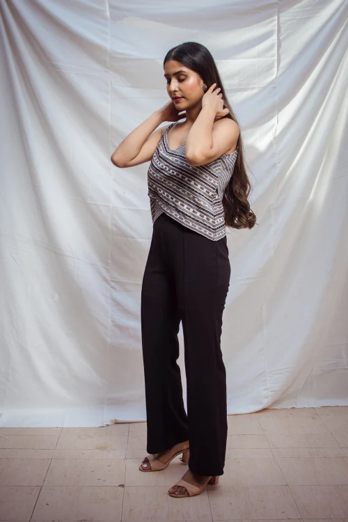 Urmul 'Yareakh' Handloom Embroidered Top. - Image 3