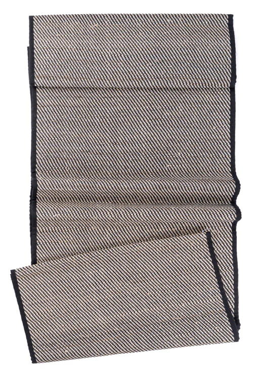 Veni Hand-Woven Runner - Image 5