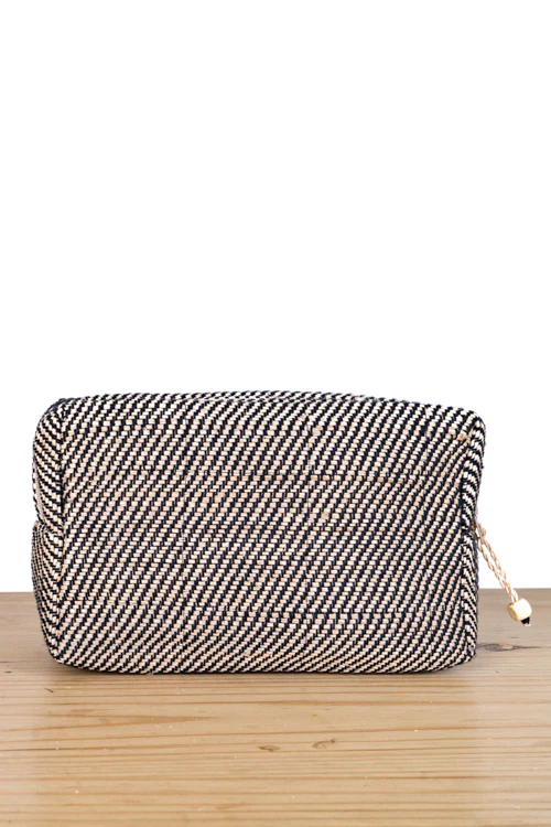 Veni Hand-Woven Wide Pouch - Image 3