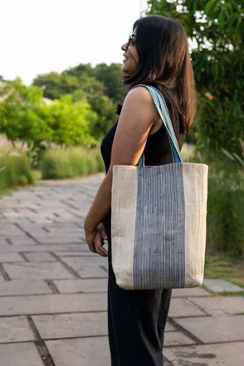 Vidya Hand-Woven Tote Bag - Image 8