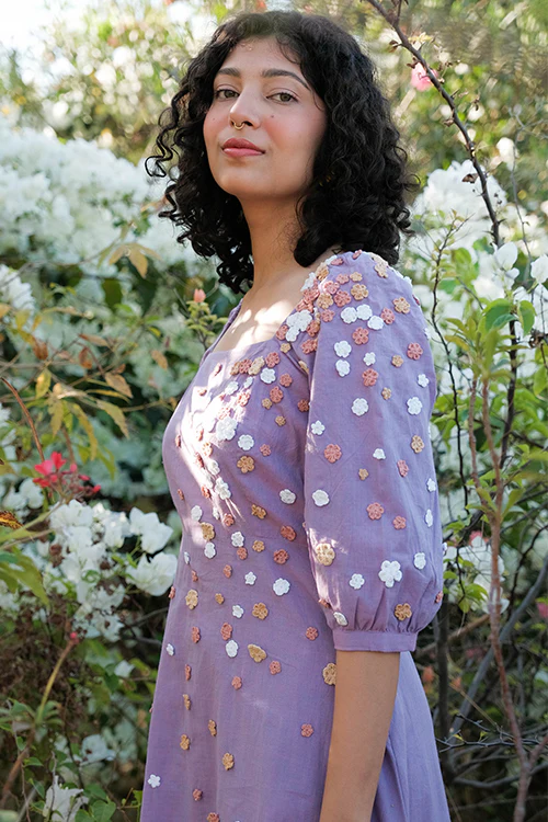 Okhai 'Water Lily' Hand Embroidered Cotton Dress - Image 4