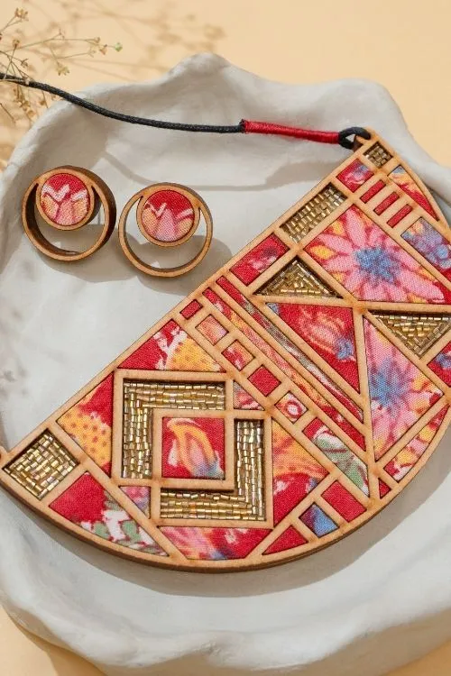 WHE Floral Half Moon Multicolor Repurposed Fabric And Wood Necklace - Image 4