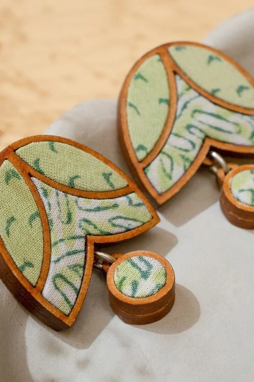 WHE Green Bloom Repurposed Fabric And Wood Studs - Image 8