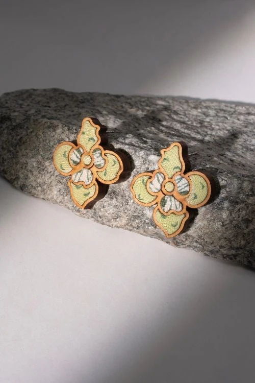 WHE Green Repurposed Fabric And Wood Flower Stud - Image 5