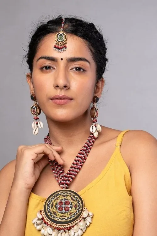 WHE Hand Embroidered Multicolor Earrings With Shells - Image 2