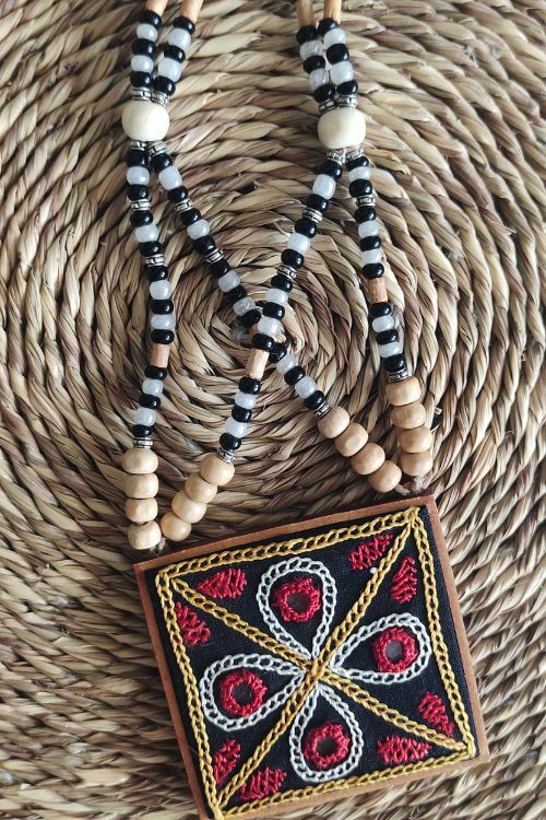 WHE Hand Embroidered Red And Yellow Pendant Necklace With Beaded String - Image 2