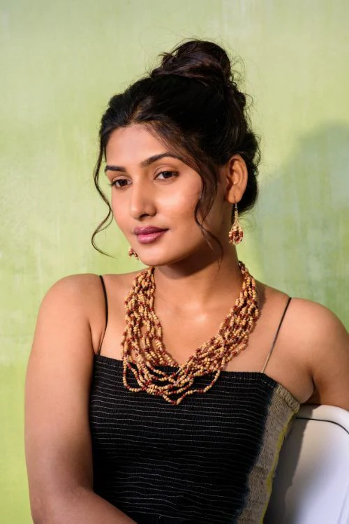 WHE Handmade Multilayer Adjustable Jute, Wooden Beads And Glass Beads Necklace - Image 2