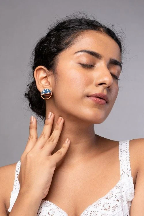 WHE Indigo Blue Repurposed Fabric And Wood Stud - Image 5