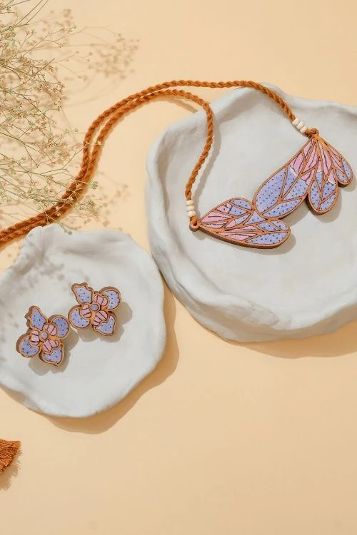 WHE Purple Bloom Leaf Motif Repurposed Fabric And Wood Necklace - Image 6