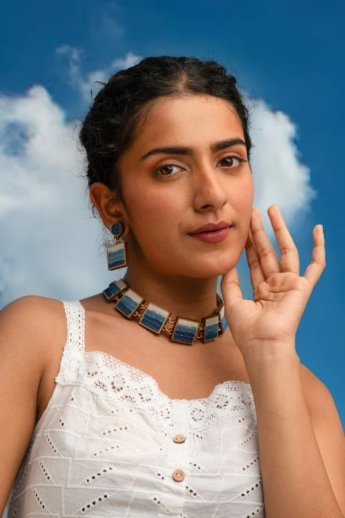 WHE Shades Of Indigo Blue Repurposed Fabric And Wood Square Choker - Image 3
