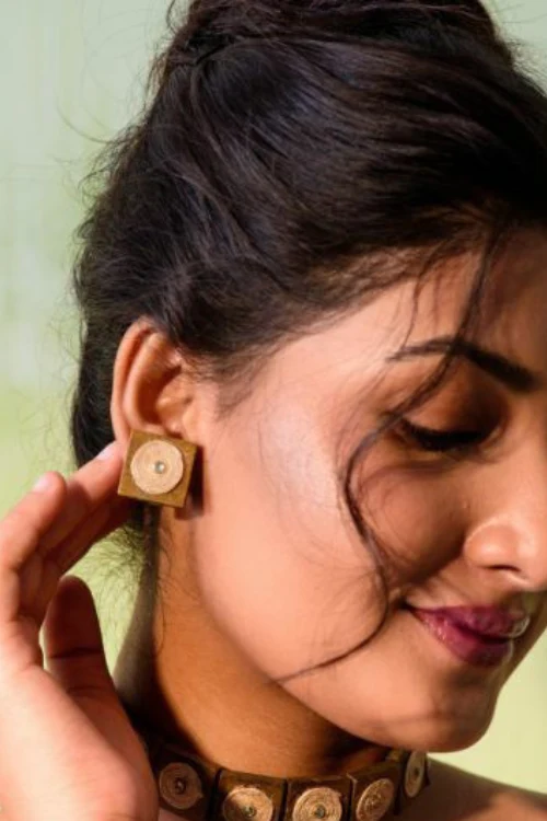 WHE Square Wooden Block Studs - Image 4