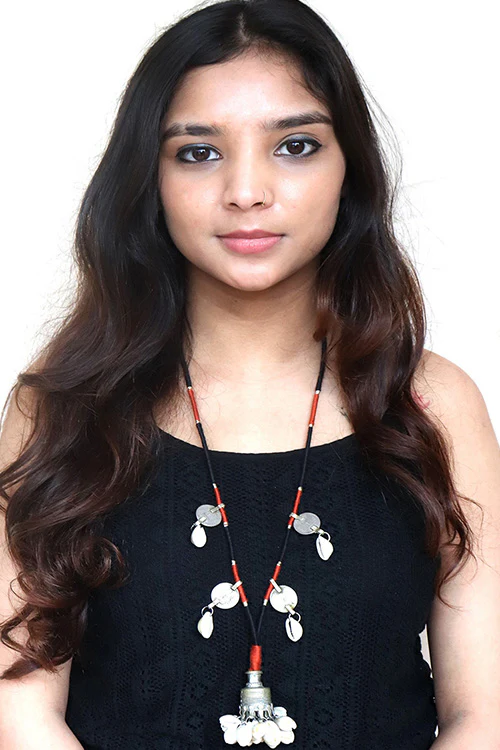 Whebyabira-Thread Necklace Black - Image 2