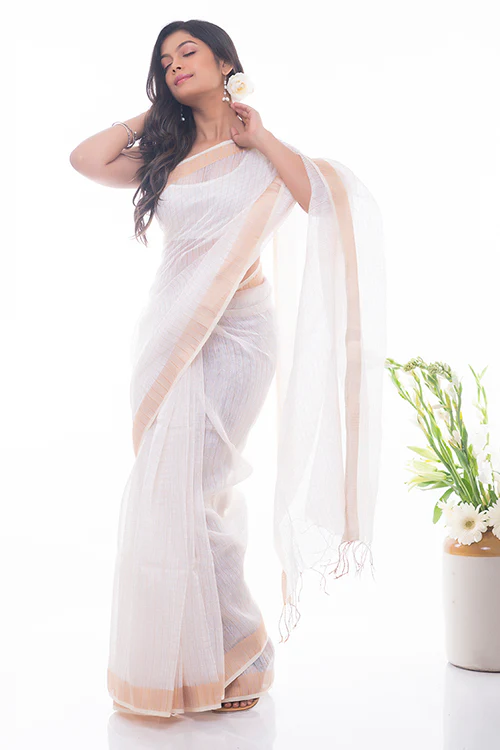 TICH Flowing & Graceful. Soft Handwoven Bengal Linen Checked Saree - White & Gold - Image 3