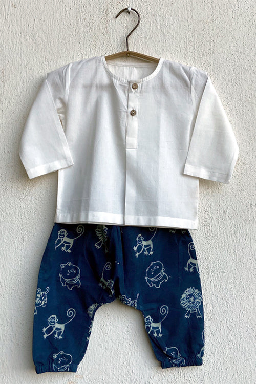 Whitewater Kids Unisex Organic White Kurta Top With Zoo Print Indigo Pants - Image 2