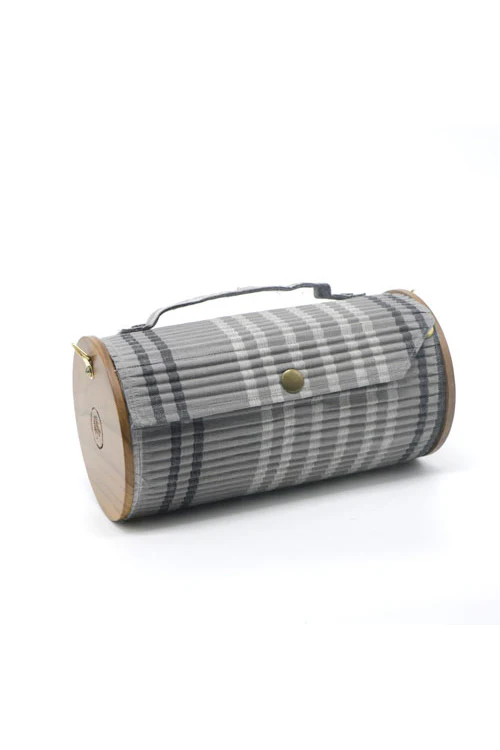 Lukka Chuppi Wild Thunder Round Clutch -Changeable Sleeve Set - Image 6