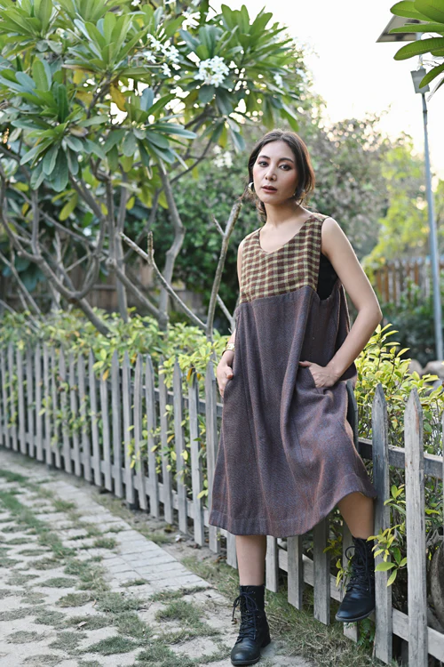 Rangsutra Handwoven Woolen Navy Sleeveless Dress - Image 3